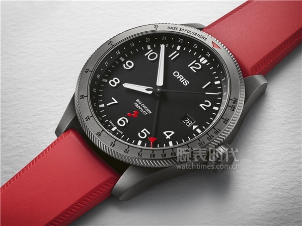 豪利时发布全新升级大表冠飞行员 Rega限量版腕表