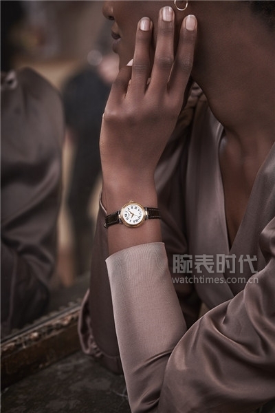 天梭小美人系列产品石英款手表 与时尚女性一起闪亮发亮