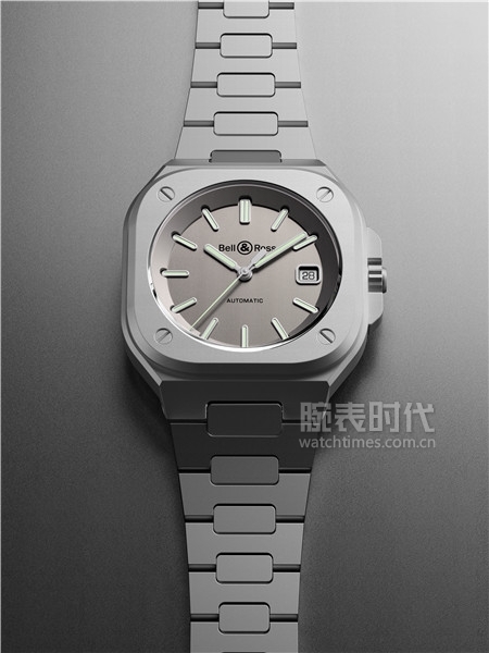 柏莱士全新发布 BR 05 Horolum 手表