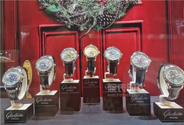 向不凡敬礼 让佳作闪亮 格拉苏蒂原创Meissen梅森瓷稀有手表全国各地巡回展开幕
