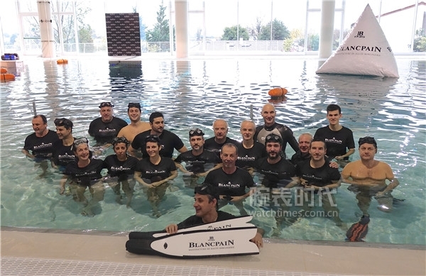 宝珀Blancpain携手并肩全球潜水高手吉昂路卡·基诺尼(Gianluca Genoni) 共同举办随意潜水盛典互动活动