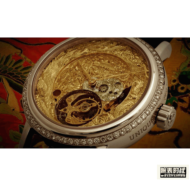 游龍戲鳳鉑金鉆表