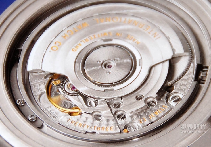 空中雄鹰,万国飞行员马克17简介