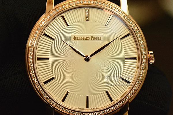 至薄至尊爱彼julesaudemars超薄手表