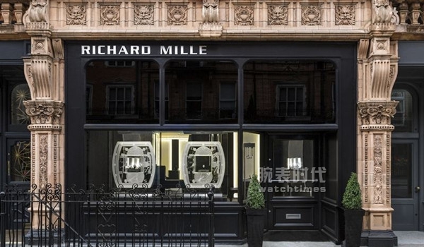 于伦敦mount street开设的理查德米勒旗舰店,无疑加强了品牌于各个